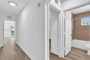 140 NW 70th St, Miami, FL 33150 - Photo 29