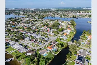 18150 NW 82nd Ave, Hialeah, FL 33015 - Photo 53
