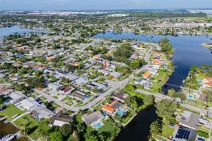 18150 NW 82nd Ave, Hialeah, FL 33015 - Photo 53