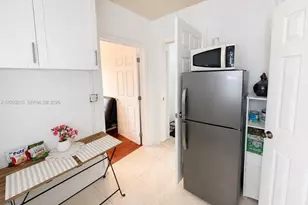 18150 NW 82nd Ave, Hialeah, FL 33015 - Photo 25