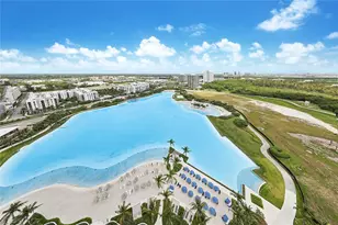 2411 Laguna Cir, Miami, FL 33181 - Photo 3