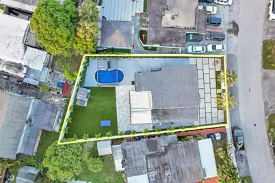 831 E 10th Pl, Hialeah, FL 33010 - Photo 13