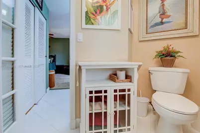 8987 W Sunrise Blvd, Plantation, FL 33322 - Photo 17