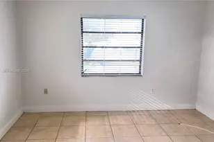 10421 N Kendall Dr, Miami, FL 33176 - Photo 11