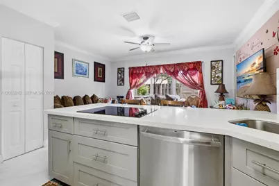 3365 NE 14th Dr #104-16, Homestead, FL 33033 - Photo 13