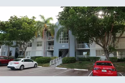 8520 SW 212th St #305, Cutler Bay, FL 33189 - Photo 13