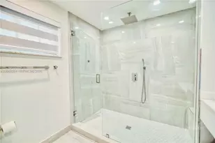 15151 NW 6th Ct, Pembroke Pines, FL 33028 - Photo 27