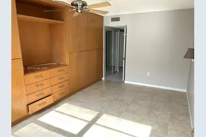 2801 NE 183rd St #508W, Aventura, FL 33160 - Photo 15