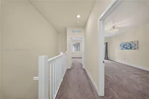 4745 NW 83rd Pkwy, Doral, FL 33166 - Photo 19