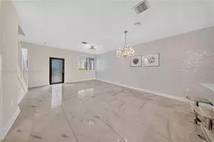 4745 NW 83rd Pkwy, Doral, FL 33166 - Photo 15