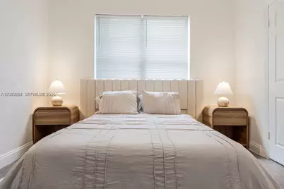 301 SW 10th Ave #4, Miami, FL 33130 - Photo 3