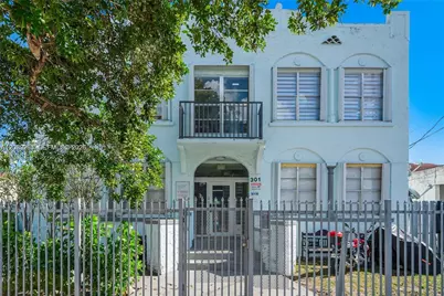 301 SW 10th Ave #4, Miami, FL 33130 - Photo 1