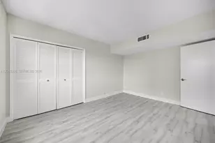 3200 N Palm Aire Dr, Pompano Beach, FL 33069 - Photo 27