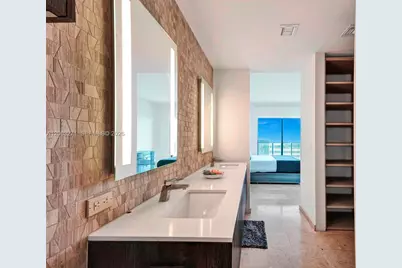88 SW 7th St #2106, Miami, FL 33130 - Photo 27