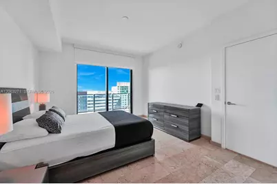 88 SW 7th St #2106, Miami, FL 33130 - Photo 19