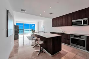 88 SW 7th St, Miami, FL 33130 - Photo 5