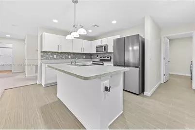 361 SW Thornhill Dr, Port Saint Lucie, FL 34984 - Photo 11