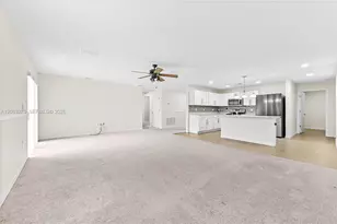 361 SW Thornhill Dr, Port Saint Lucie, FL 34984 - Photo 7