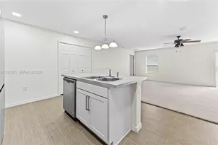 361 SW Thornhill Dr, Port Saint Lucie, FL 34984 - Photo 13