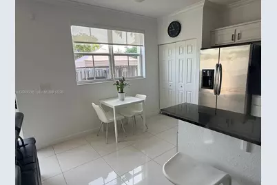 1017 NE 208th St, Miami, FL 33179 - Photo 15