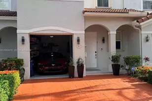 1017 NE 208th St, Miami, FL 33179 - Photo 5