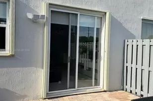 1017 NE 208th St, Miami, FL 33179 - Photo 33
