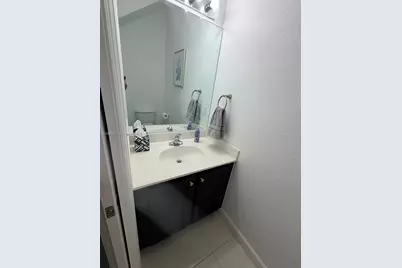 1017 NE 208th St, Miami, FL 33179 - Photo 27