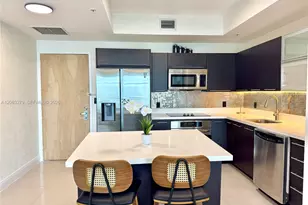 90 SW 3rd St, Miami, FL 33130 - Photo 3