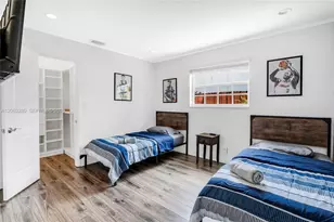 5424 Garfield St, Hollywood, FL 33021 - Photo 23