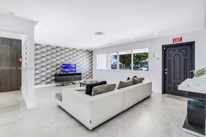 5424 Garfield St, Hollywood, FL 33021 - Photo 13