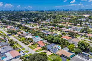 5424 Garfield St, Hollywood, FL 33021 - Photo 45
