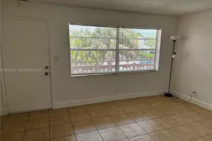 241 SE 9th Ave, Pompano Beach, FL 33060 - Photo 3