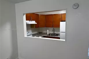 241 SE 9th Ave, Pompano Beach, FL 33060 - Photo 7