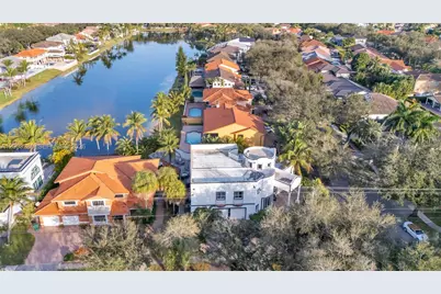 8135 NW 164th Ter #8135, Miami Lakes, FL 33016 - Photo 45