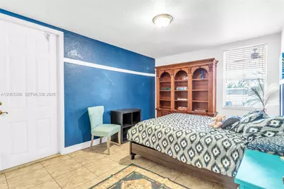 8135 NW 164th Ter #8135, Miami Lakes, FL 33016 - Photo 19