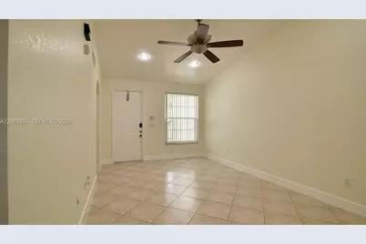 18743 SW 27th St, Miramar, FL 33029 - Photo 5