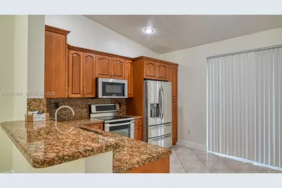 18743 SW 27th St, Miramar, FL 33029 - Photo 7