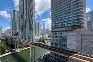 690 SW 1st Ct, Miami, FL 33130 - Photo 15