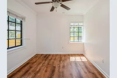 1222 Salzedo St #4, Coral Gables, FL 33134 - Photo 11