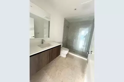 68 SE 6th St #3810, Miami, FL 33131 - Photo 21