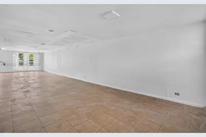180 Hialeah Dr, Hialeah, FL 33010 - Photo 9