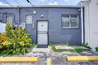 180 Hialeah Dr, Hialeah, FL 33010 - Photo 13
