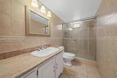 2500 Parkview Dr #812, Hallandale Beach, FL 33009 - Photo 11