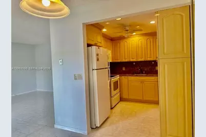 801 SW 133rd Ter #105K, Pembroke Pines, FL 33027 - Photo 9