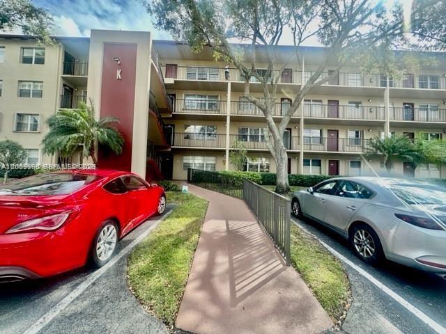 801 SW 133rd Terrace #105K - 801 SW 133rd Terrace #105K, Pembroke Pines, FL 33027 Luxury Property | Jose Angel Pina