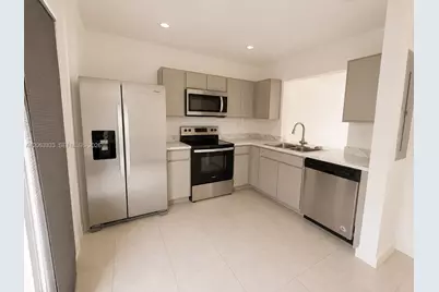 460 NE 4th Ln, Florida City, FL 33034 - Photo 3