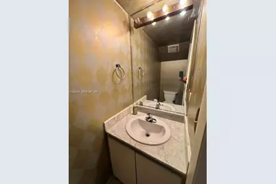 10005 SW 77th Ct, Miami, FL 33156 - Photo 9