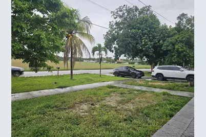 75 SW 18th Ave, Homestead, FL 33030 - Photo 31