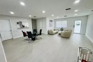 75 SW 18th Ave, Homestead, FL 33030 - Photo 11