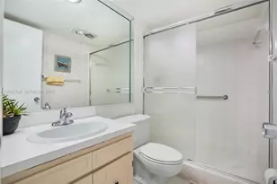 3091 N Course Dr, Pompano Beach, FL 33069 - Photo 15